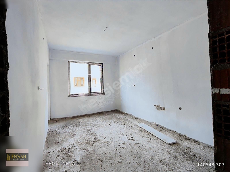 En Şah'tan Simani'de Satılık Sıfır Yapı Arakat Taksitle Daire