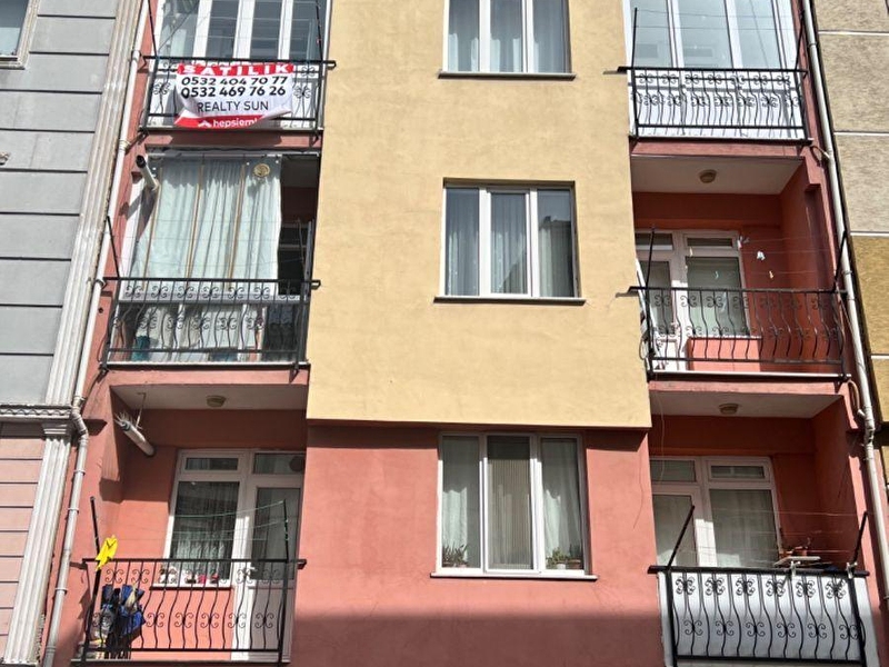 Araç takasli satilik 1+1