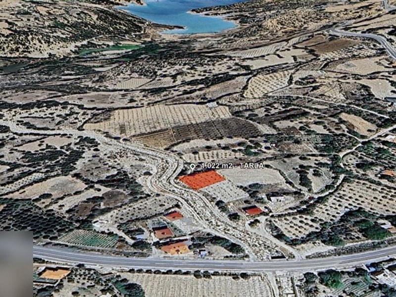 Ermenek yayla pazari satilik 1.020 m2 - tarla