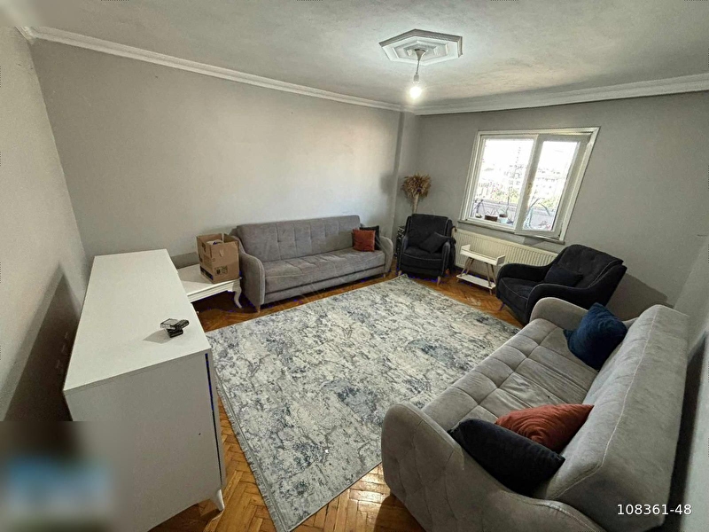 Sefaköy fevzi̇çakmak mah.2+ 85m2 6. kat asansörlü satilik dai̇re