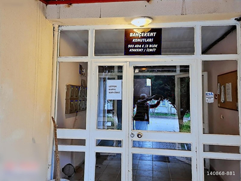 Ataevler mah.bahçekent si̇tesi̇ satilik dai̇re