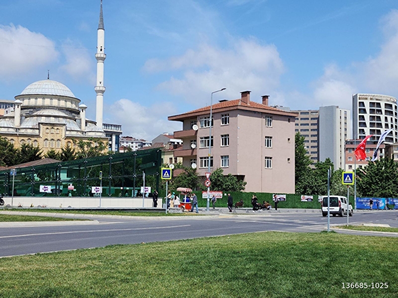 Sancaktepe'de yatırımcılar i̇çin muhteşem fırsat! satılık dükkan!