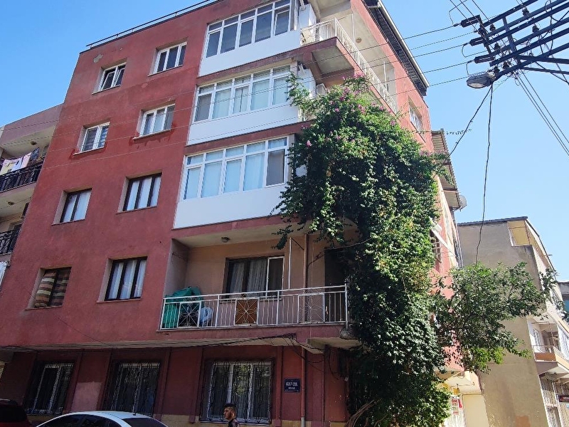 1 100 Tl Buca Firat Mah De D Gzli 3 1 Daire
