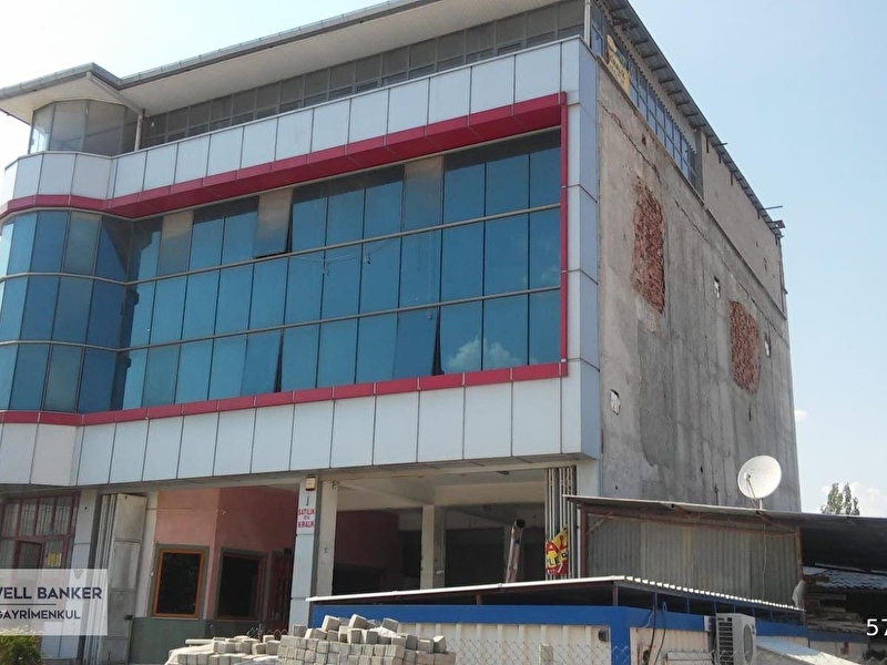 Si̇ncan osb yakini 1600 m² yüksek tavan 5 kat komple satilik dükkan