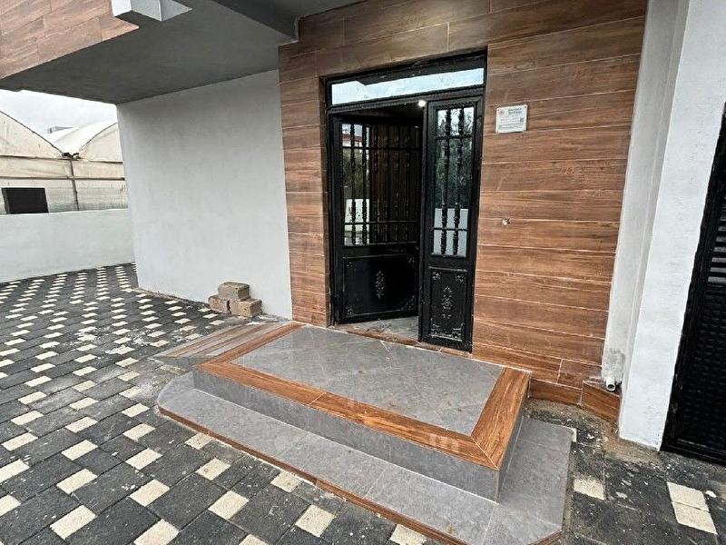 Varsak demi̇reli̇de satilik sifir 2+1 dai̇re