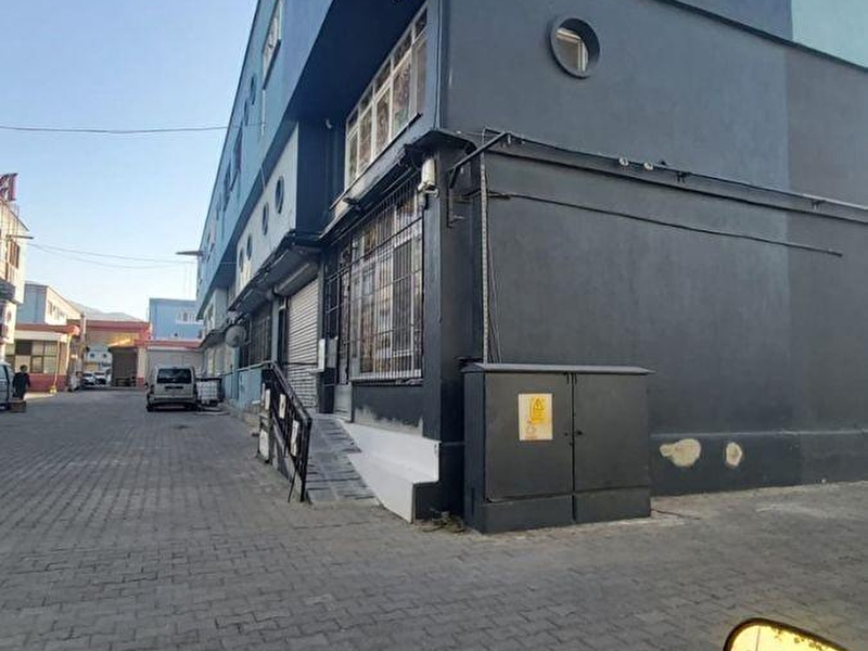 Akdeniz emlak'tan satılık yunusemre i̇lç güzelyurt mah 90 m² 3 katlı i̇ş yeri