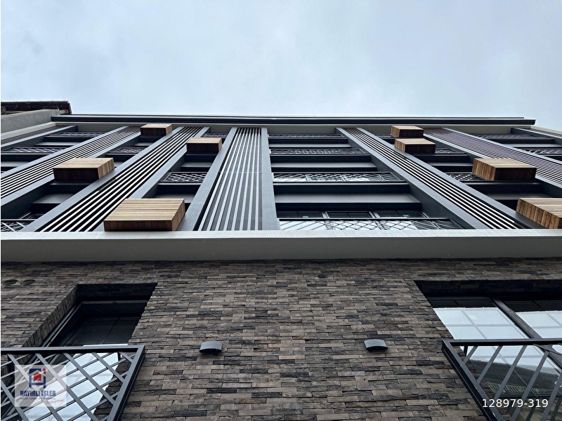 Zorlu holdi̇ng arkasi satilik 2+1 sifir lüx dai̇re levent metro 5-7 dak yürüme (kanyon avm arkasi)