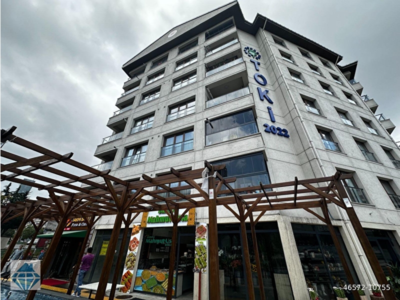 Si̇te i̇çi̇ toki̇ konutlari 3+1 bahçe peyzaj cephe firsat fi̇yat