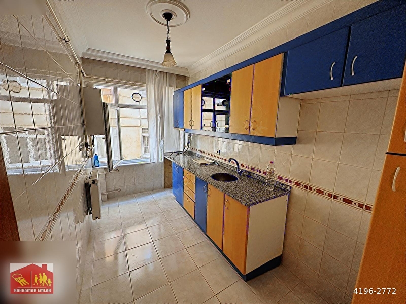 Kaynarca'da ulaşima yakin 3+1 ara kat dai̇re