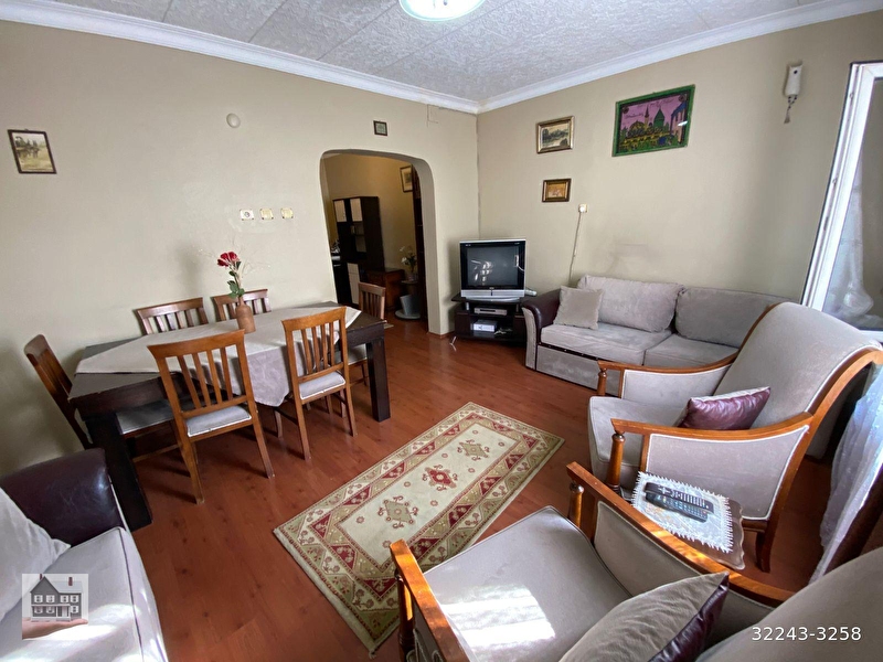 1 600 Tl Gultepe De Caddeye Ulasima Yakin Full Esyali 1 1 Kiralik Daire