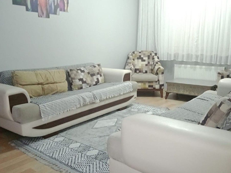 Gültepe mahallesi̇ satilik 2+1 dai̇re