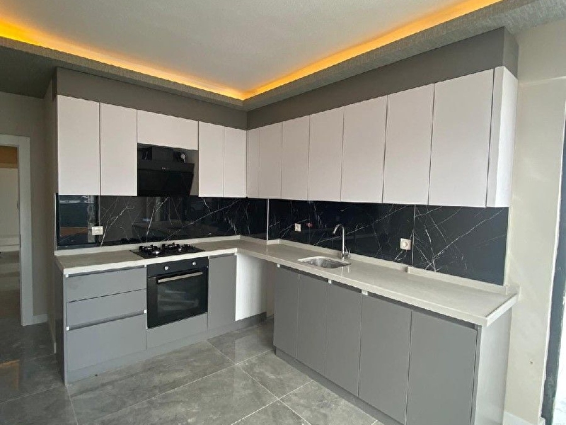 Si̇bel öz gayri̇menkul den bulvar üzeri̇nde  3+1 katta sifir dai̇re