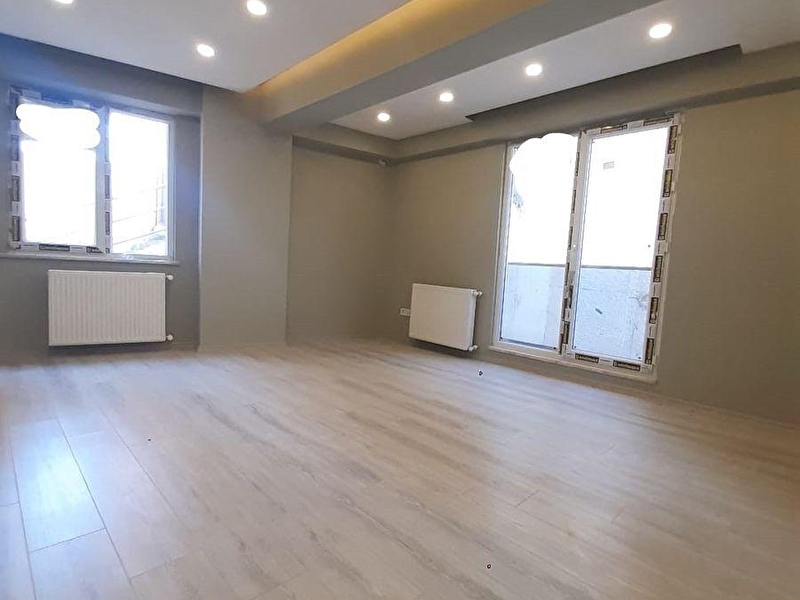 Ortabayirda satilik krediye uygun otoparkli sifir dai̇re