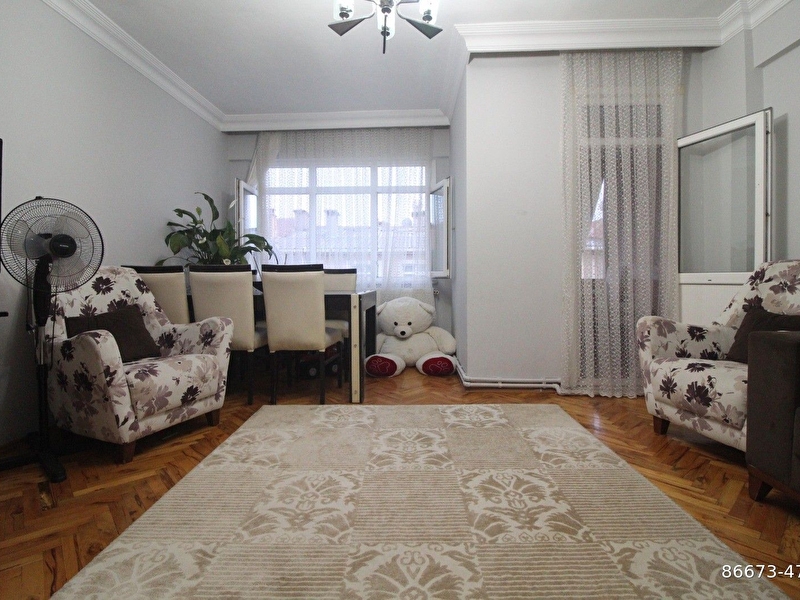 Bahçelievler, soğanlı satılık 2+1 ara kat daire. vizyon