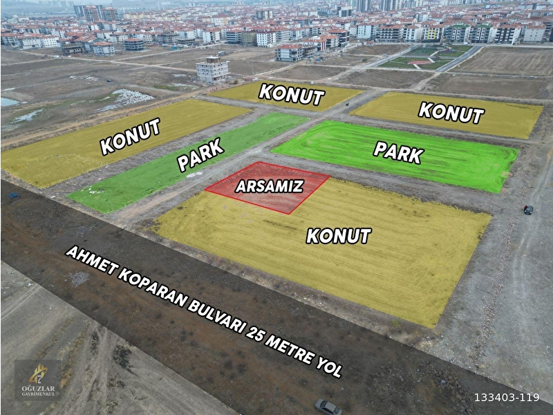 Oğuzlar'dan__ yeni̇kent menderes'te 861m2 köşebaşi satilik arsa