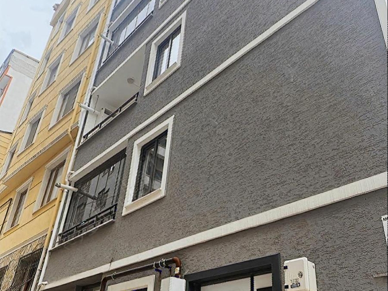 Bursa gemli̇k hi̇sarda deni̇z manzarali 2+1 sifir satilik dai̇re