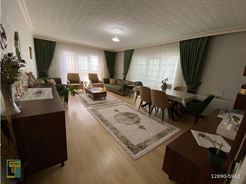 Elvan mah. cadde cephe 176m2 1.kat satilik 3+1 lüx dai̇re