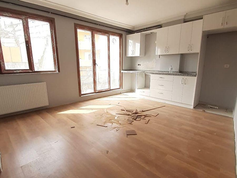 İvem emlaktan seyrantepe'de yeni̇ bi̇nada satilik arakat dai̇re