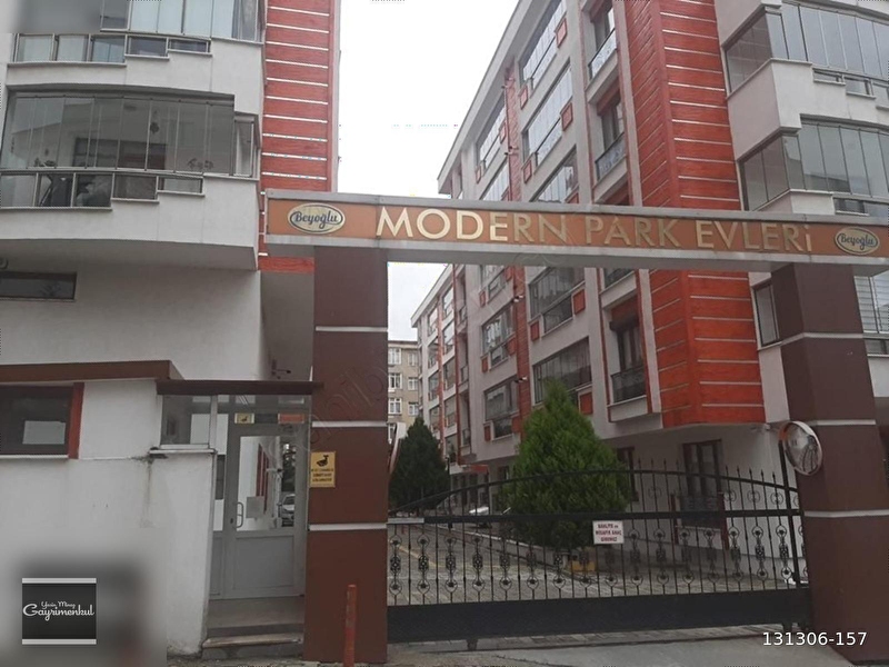 Muhi̇tti̇n mah. bağlar da si̇te i̇çeri̇si̇nde 3+1 satilik dai̇re