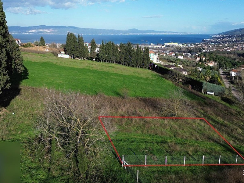 Özgür emlaktan satilik 420m2 arsa