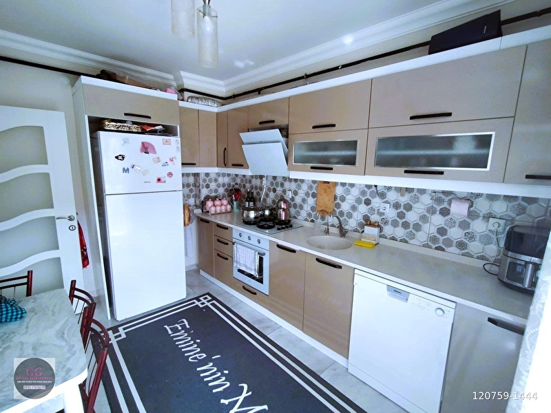 Gülşah gayri̇menkulden 100. yil mah aci̇ll satilik 2+1 dai̇re