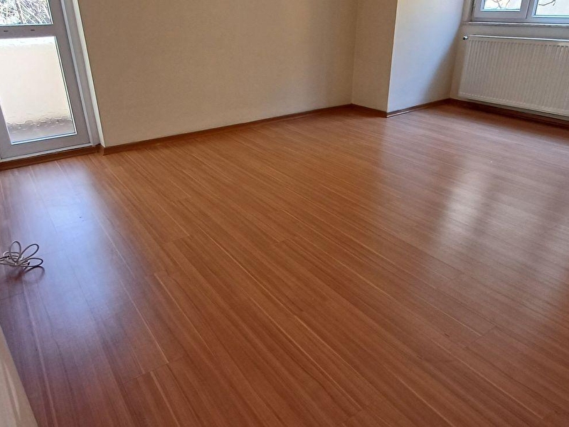 Bağcılar, bağlar satılık 2+1 ara kat yeni daire. vizyon
