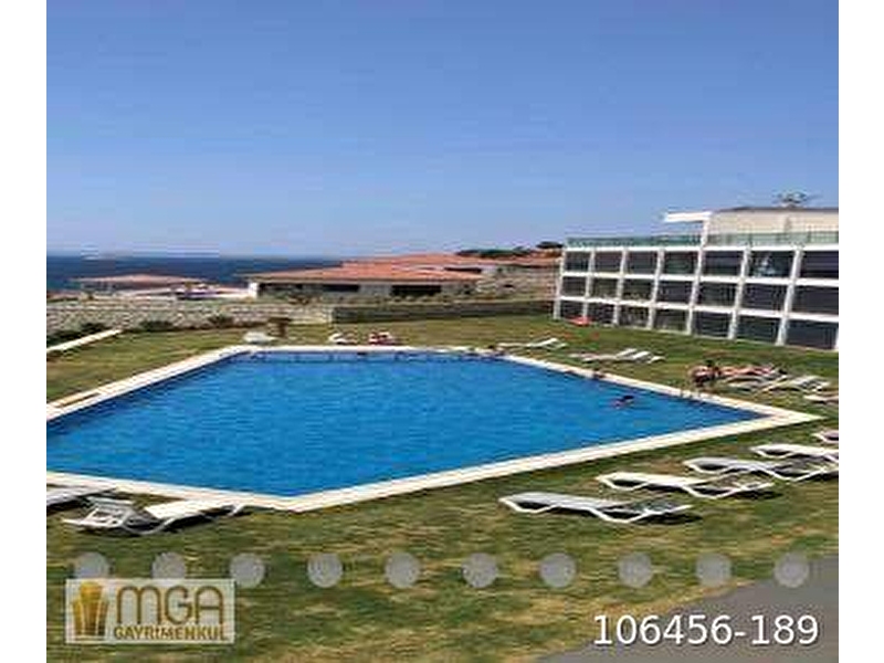 Çeşme dalyan ormen sitesinde denize sıfır satılık daire