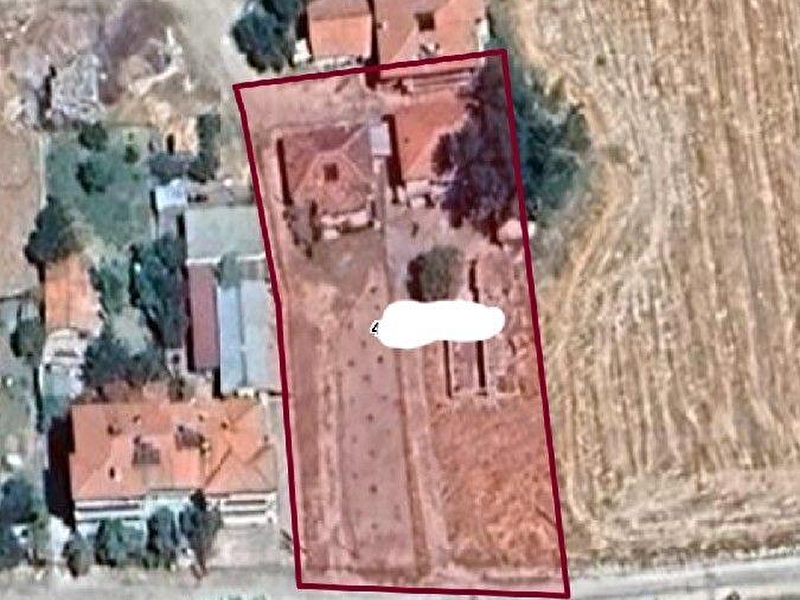 Korkuteli̇ kargalik mah. ev ve 1257 m2 arsa