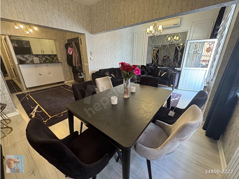 Yeni Asır Emlak'dan Geniş 1+1 Mastafsız Geniş Daire