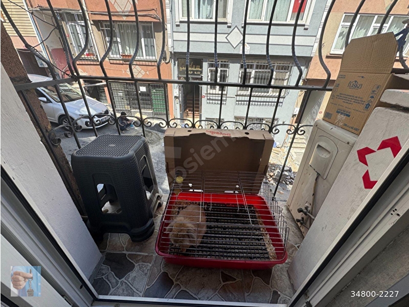 Yeni Asır Emlak'dan Geniş 1+1 Mastafsız Geniş Daire