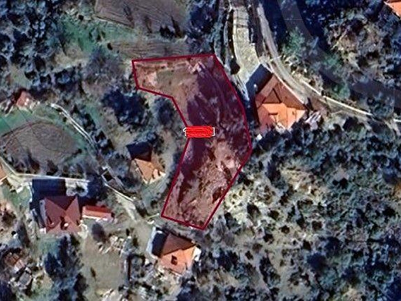 Göcek’e 7km. gökçeovacik takasli 1248 m2 köy i̇çi̇ yerleşi̇mde tek tapu tarla