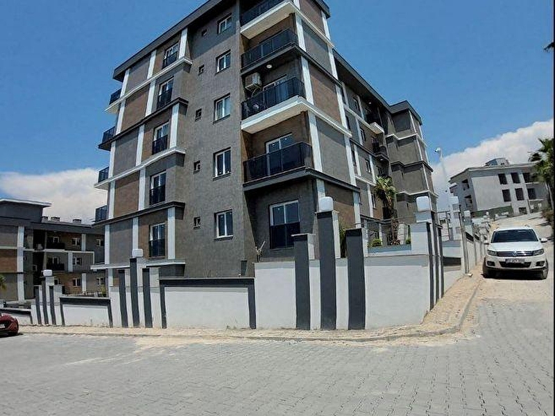 Kusadasinda deniz manzaralı geniş yeni lux 3+1 daire