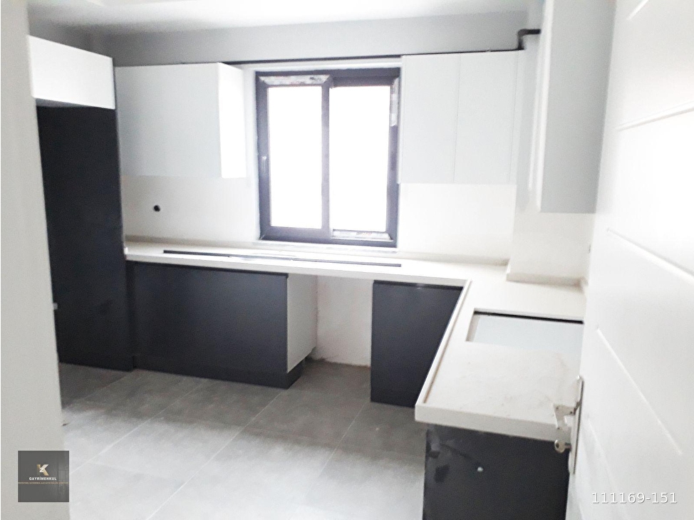 Kz Gayrimenkulden Bagbasinda 3 1 151 M2 Sifir Daire 111169 151 Hurriyet Emlak