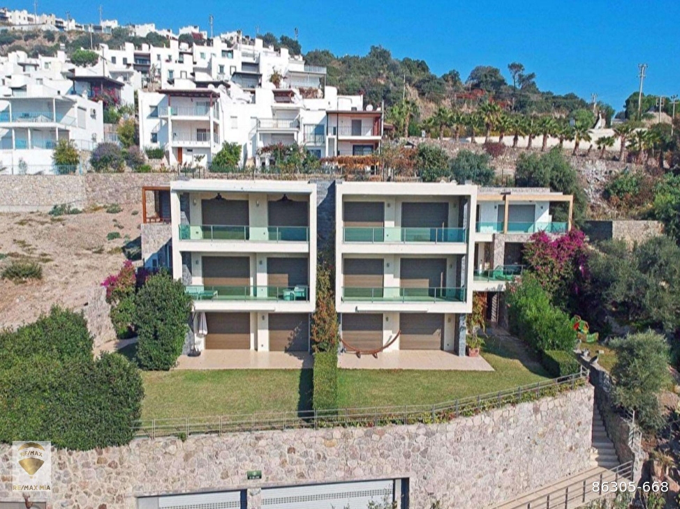Bodrum Gundogan Casa Playa Sitesinde 6 1 Bahce Dubleksi 86305 668 Hurriyet Emlak