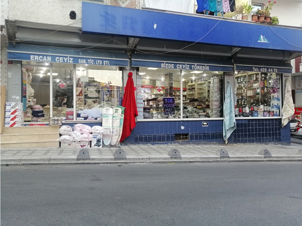 pak yapi emlak tan yuksek hisseli satilik 2 katli dukkan