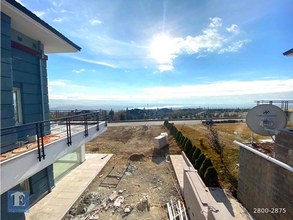 incek cicekkent sitesi 6 2 tam cephe gol manzarali asansorlu