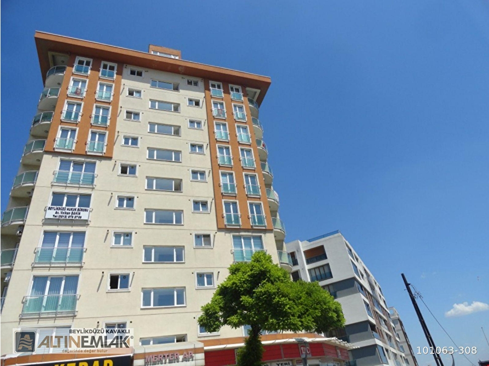 Beylikduzu Yakupluda Kiralik 1 1 70 M2 Teras Kat Daire 101063 308 Hurriyet Emlak