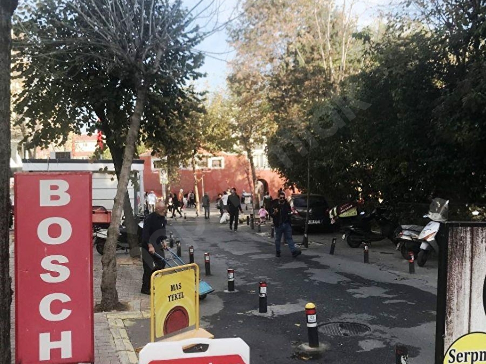 bakirkoy carousel avm arkasinda tas evler sk tadilatli 2 1