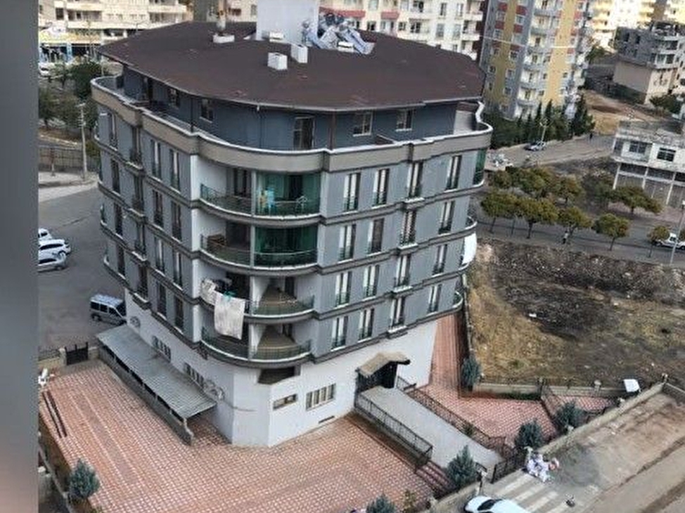 midyat merkezi yerde satilik full full luks daire 0 36927048 hurriyet emlak
