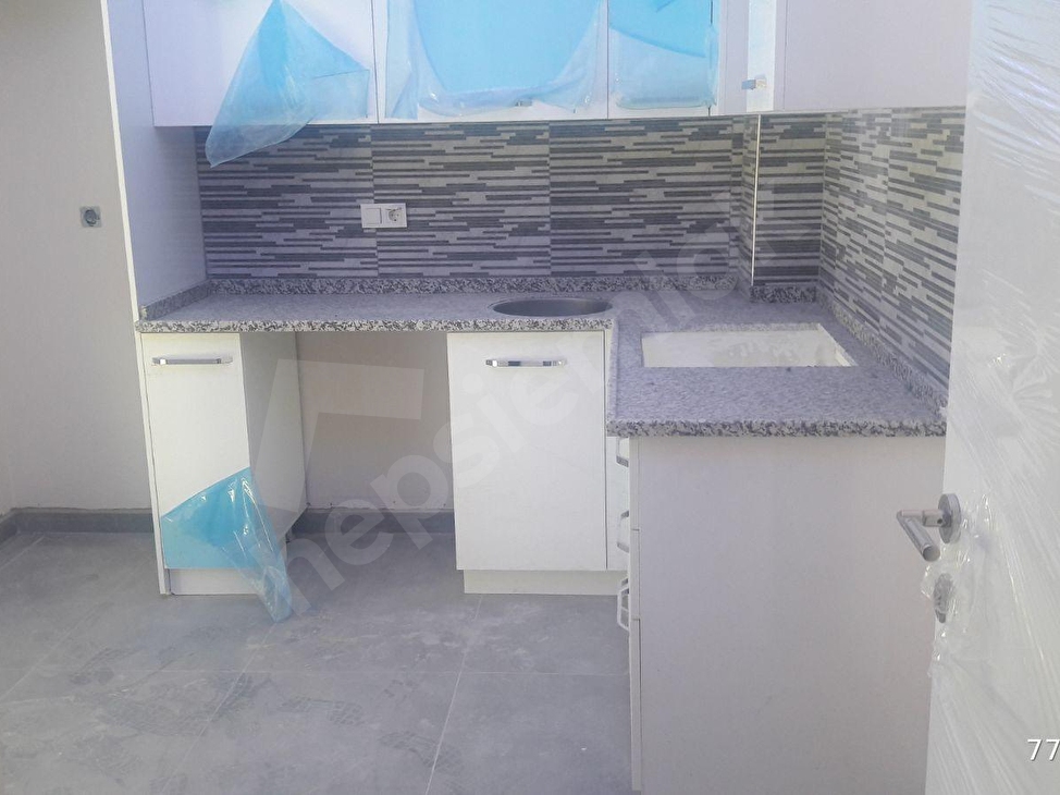 Izmir Karsiyaka Semikler De 2 1 Sifir Lux Daireler 77059 1380 Hurriyet Emlak