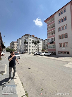 NEVKUR-ESENTEPE MAH. 3+1 ARAKAT GÜNEY CEPHELİ DAİRE YÜCEL EMLAK - Görsel 2