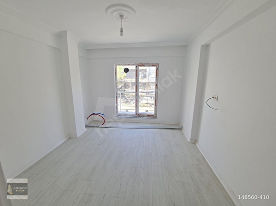 ARISOY EMLAKTAN 350 EVLER MAHALLESİNDE SATILIK ARA KAT 1+1 DAİRE - Görsel 10