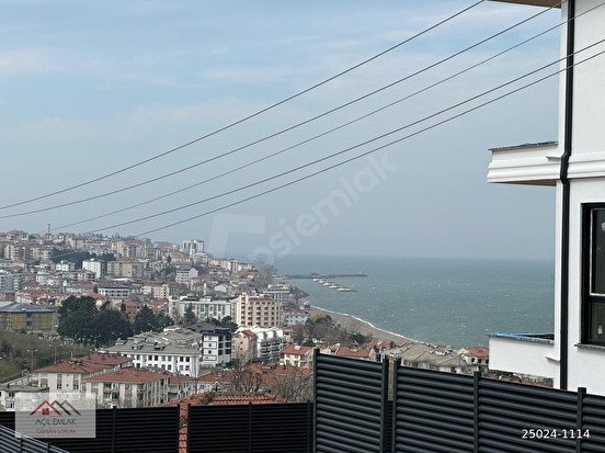 AKÇAKOCA DA DENİZ MANZARALI HAVUZLU SİTE DE SATILIK SIFIR 1+1 - Görsel 1