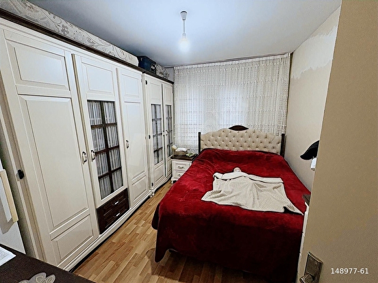 HÜRRİYET ORTA OKULU YANINDA SATILIK ORTA KAT 3+1 BAKIMLI DAİRE - Görsel 4