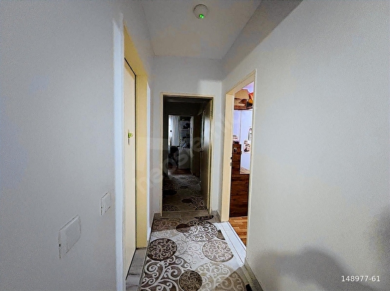 HÜRRİYET ORTA OKULU YANINDA SATILIK ORTA KAT 3+1 BAKIMLI DAİRE - Görsel 11
