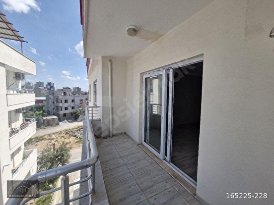 BAĞLAR  MAH  SATILIK  CADE ÜSTÜ  4 ODA 1 MUTFAK SIFIR DAİRE - Görsel 5