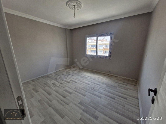 BAĞLAR  MAH  SATILIK  CADE ÜSTÜ  4 ODA 1 MUTFAK SIFIR DAİRE - Görsel 13