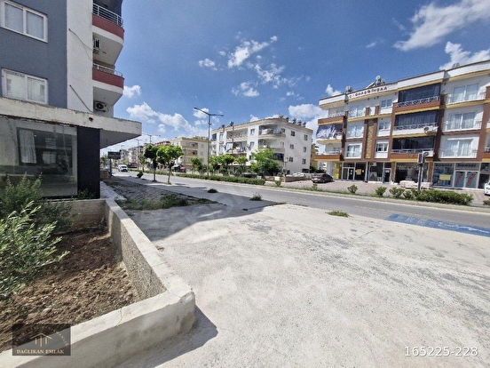 BAĞLAR  MAH  SATILIK  CADE ÜSTÜ  4 ODA 1 MUTFAK SIFIR DAİRE - Görsel 18