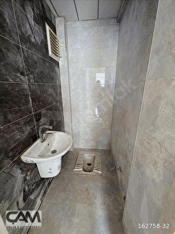 ÇAM GAYRİMENKUL | ATA CAD. CİVARI HER ŞEYİ YAPILI ÖN CEPHE DAİRE - Görsel 13