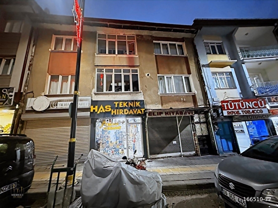 ÇARŞI İÇİNDE 3+1 EŞYALI SATILIK DAİRE - Görsel 2